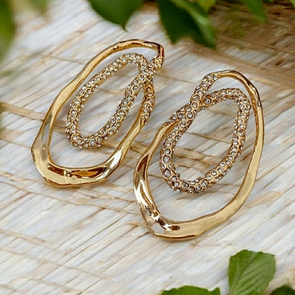 Oval inlaid rhinestone earrings; unbranded; nwot - Picture 5 of 7